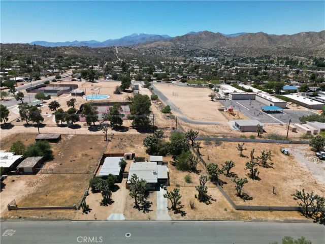 7634 Fox A & B, Yucca Valley, CA 92284
