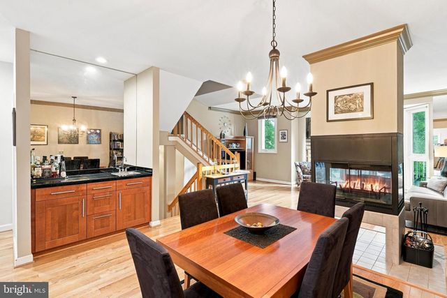 17 HUNTCHASE CT, Baltimore, MD 21209
