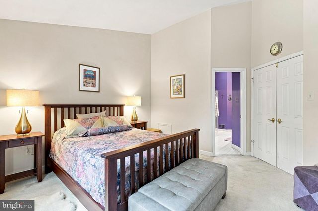 17 HUNTCHASE CT, Baltimore, MD 21209