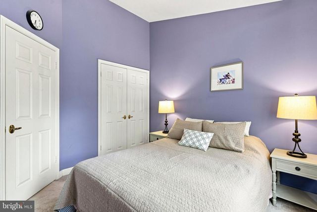 17 HUNTCHASE CT, Baltimore, MD 21209