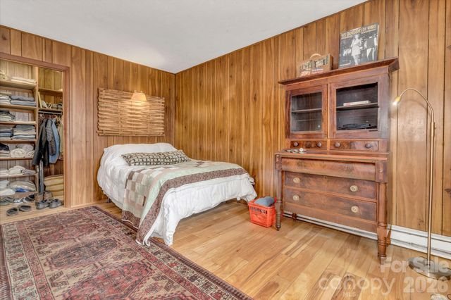 108 Hidden Pond Lane, Asheville, NC 28804