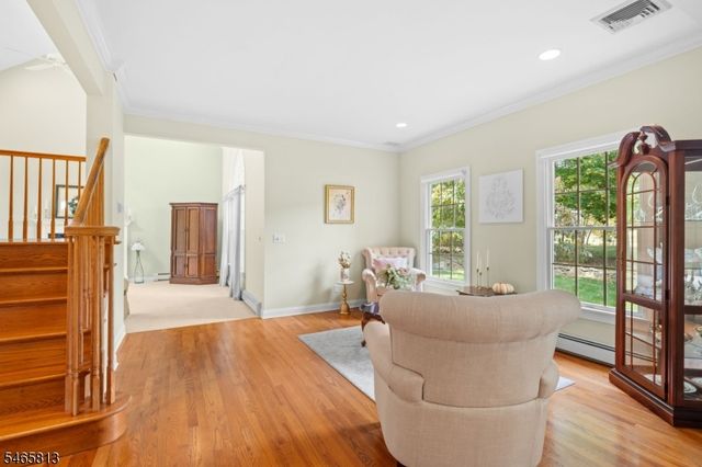 43 Stonehedge Dr, Hardyston Twp., NJ 07460