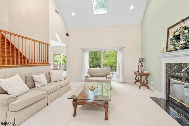 43 Stonehedge Dr, Hardyston Twp., NJ 07460