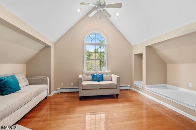 43 Stonehedge Dr, Hardyston Twp., NJ 07460