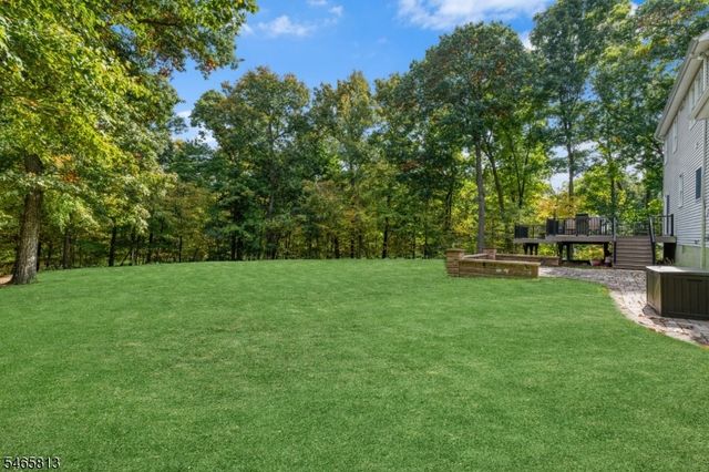 43 Stonehedge Dr, Hardyston Twp., NJ 07460