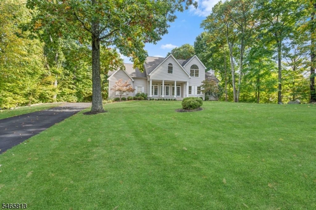 43 Stonehedge Dr, Hardyston Twp., NJ 07460 — exterior