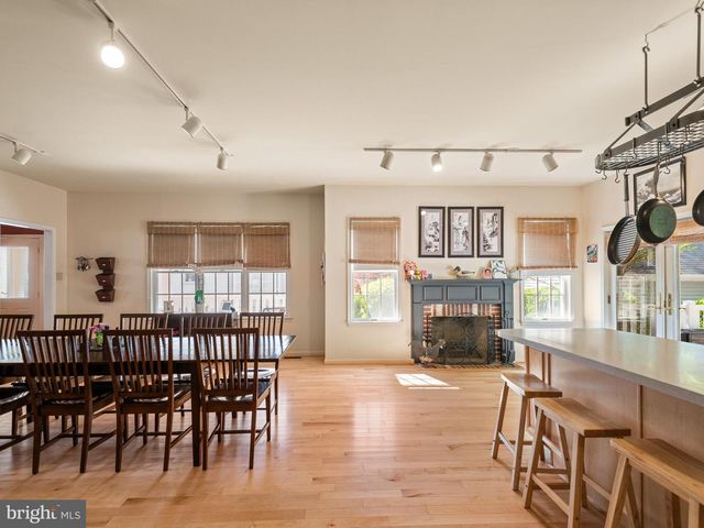 605 HUNTINGTON DR, Downingtown, PA 19335