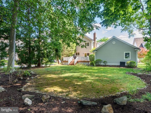 605 HUNTINGTON DR, Downingtown, PA 19335
