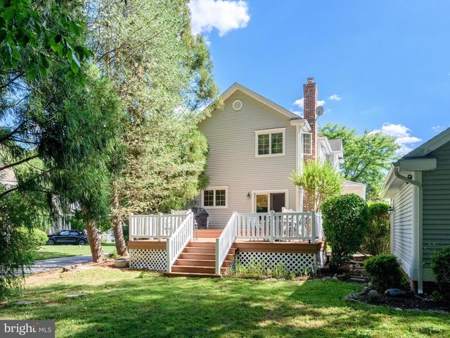 605 HUNTINGTON DR, Downingtown, PA 19335