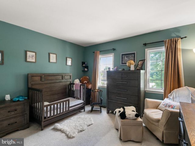 605 HUNTINGTON DR, Downingtown, PA 19335
