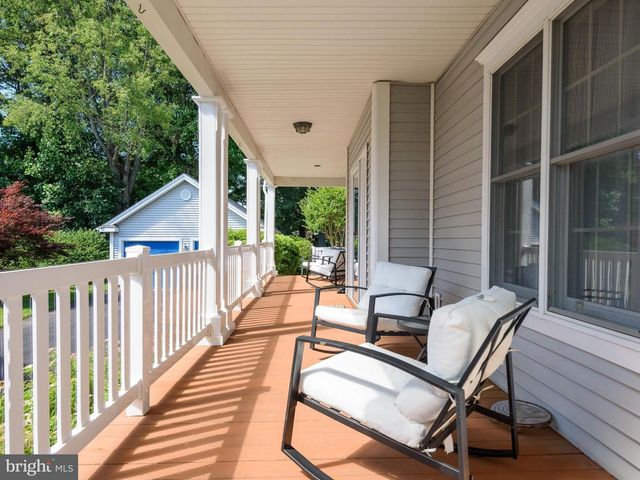 605 HUNTINGTON DR, Downingtown, PA 19335