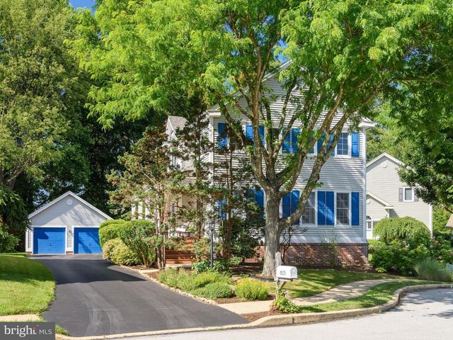 605 HUNTINGTON DR, Downingtown, PA 19335