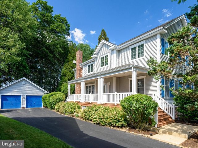 605 HUNTINGTON DR, Downingtown, PA 19335