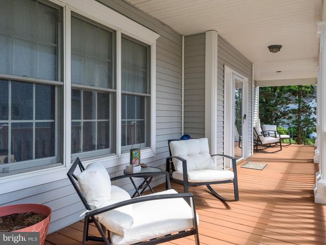 605 HUNTINGTON DR, Downingtown, PA 19335