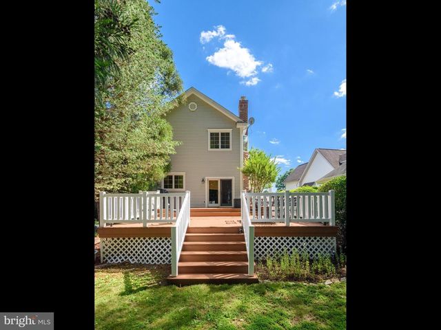 605 HUNTINGTON DR, Downingtown, PA 19335