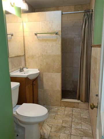 1931 E Superior Street, Duluth, MN 55812