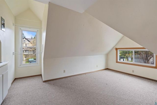 1931 E Superior Street, Duluth, MN 55812