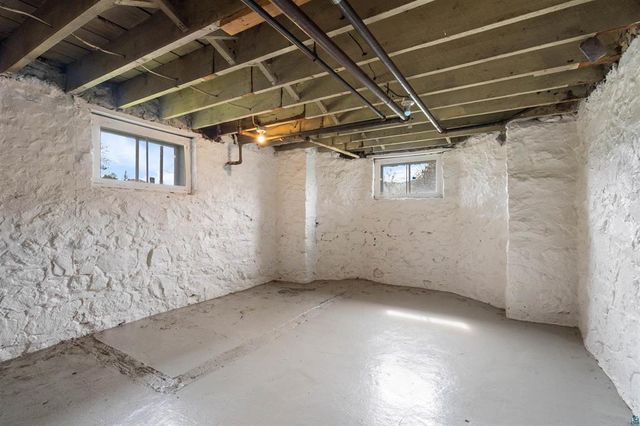 1931 E Superior Street, Duluth, MN 55812
