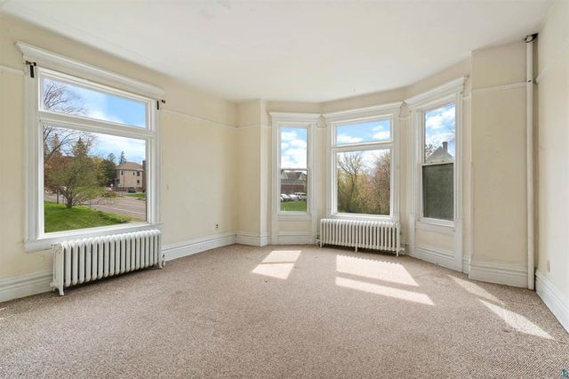 1931 E Superior Street, Duluth, MN 55812