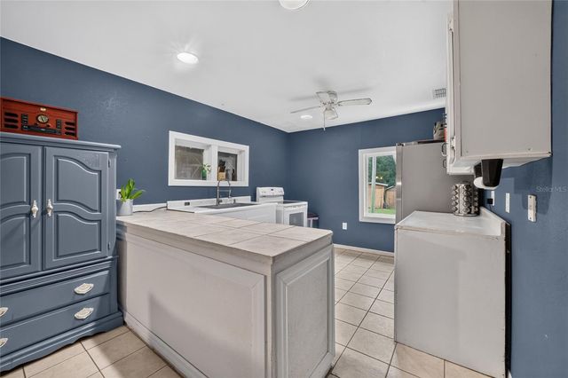 11855 SE 141ST TERRACE, Ocklawaha, FL 32179