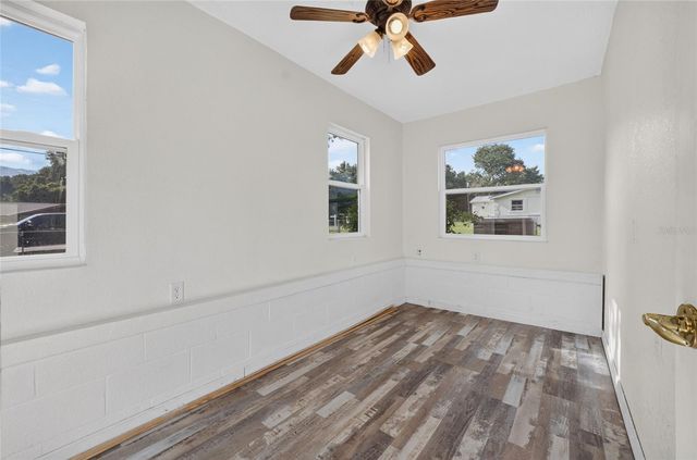 11855 SE 141ST TERRACE, Ocklawaha, FL 32179