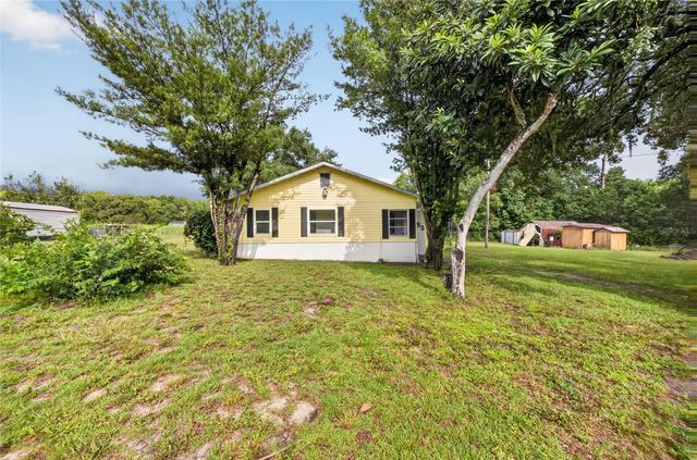 11855 SE 141ST TERRACE, Ocklawaha, FL 32179