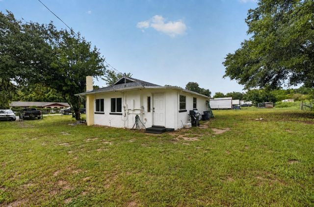 11855 SE 141ST TERRACE, Ocklawaha, FL 32179