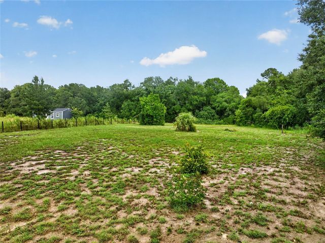 11855 SE 141ST TERRACE, Ocklawaha, FL 32179