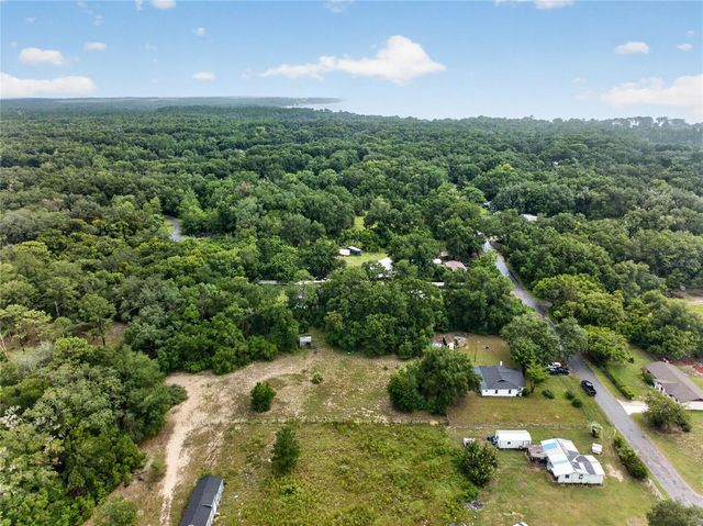 11855 SE 141ST TERRACE, Ocklawaha, FL 32179
