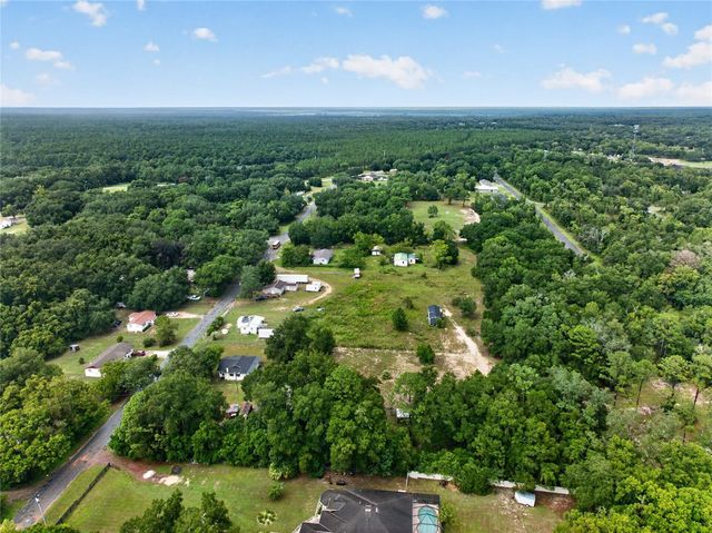 11855 SE 141ST TERRACE, Ocklawaha, FL 32179