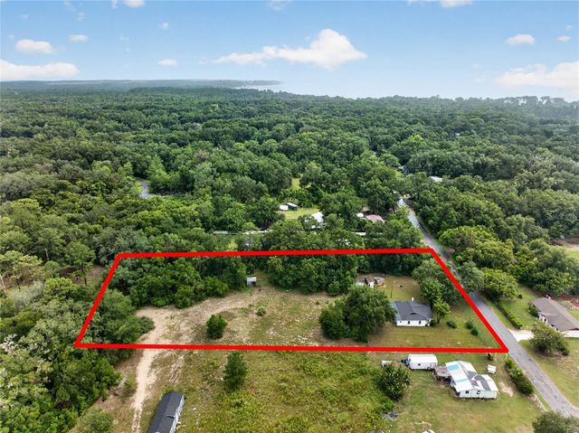11855 SE 141ST TERRACE, Ocklawaha, FL 32179