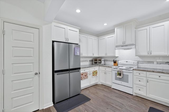 4552 Corregidor Street, Dallas, TX 75216