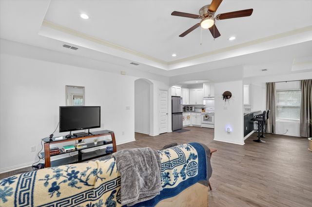 4552 Corregidor Street, Dallas, TX 75216