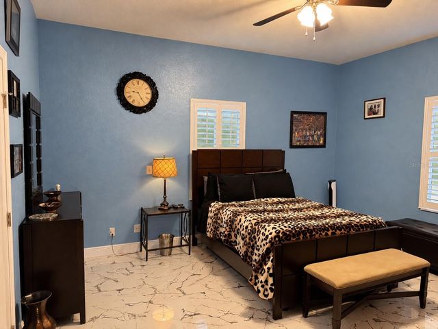 3009 W CLINTON STREET, Tampa, FL 33614