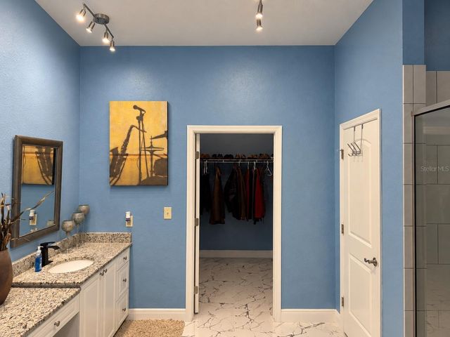 3009 W CLINTON STREET, Tampa, FL 33614