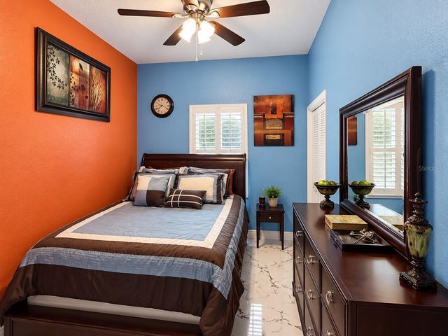 3009 W CLINTON STREET, Tampa, FL 33614