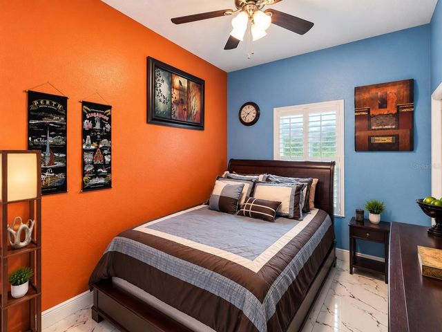 3009 W CLINTON STREET, Tampa, FL 33614