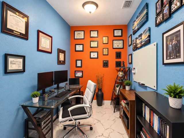 3009 W CLINTON STREET, Tampa, FL 33614