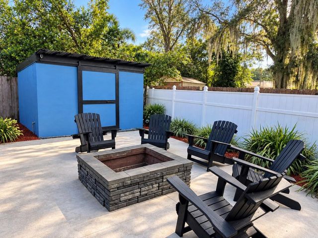 3009 W CLINTON STREET, Tampa, FL 33614