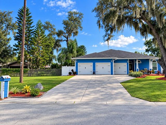 3009 W CLINTON STREET, Tampa, FL 33614