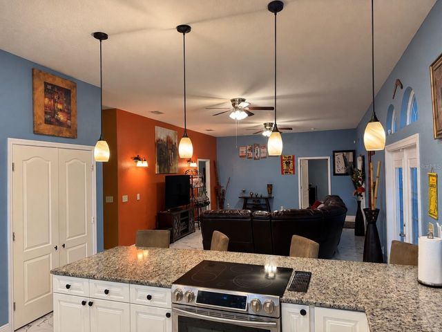 3009 W CLINTON STREET, Tampa, FL 33614