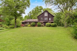 7 Elliotts Lane, New Paltz, NY 12528