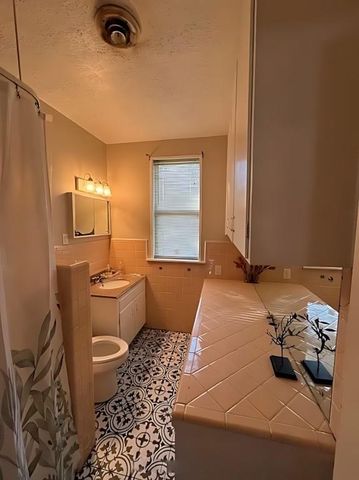 1101 E 30th Street, Bryan, TX 77802