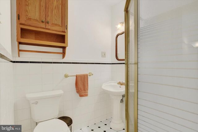 33 S 24TH ST, Camp Hill, PA 17011