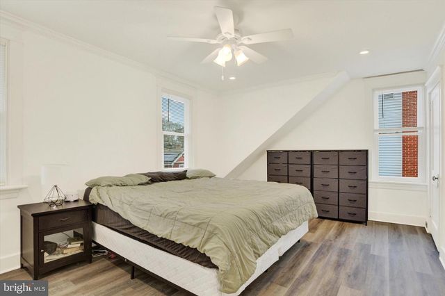 33 S 24TH ST, Camp Hill, PA 17011