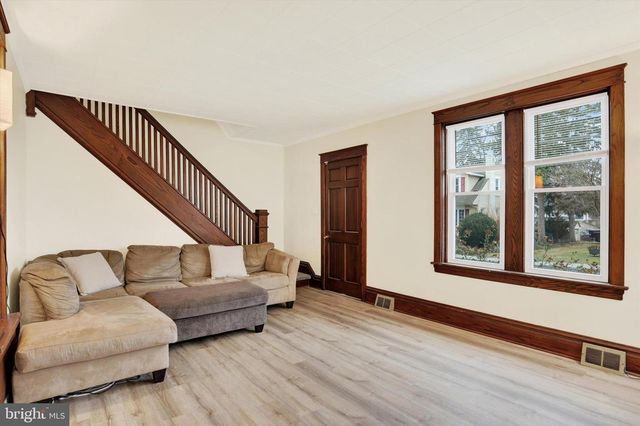 33 S 24TH ST, Camp Hill, PA 17011