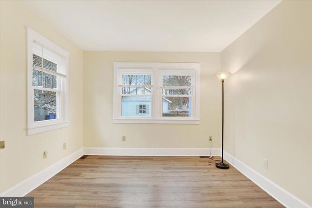 33 S 24TH ST, Camp Hill, PA 17011