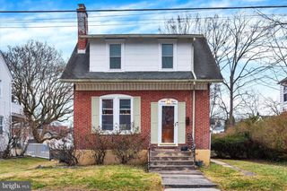 33 S 24TH ST, Camp Hill, PA 17011