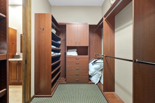 207 Kavenish Drive, Rancho Mirage, CA 92270