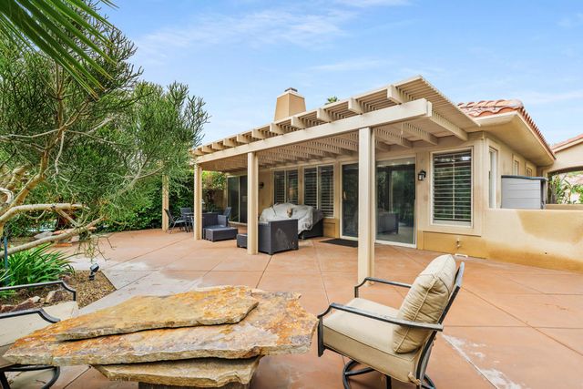 207 Kavenish Drive, Rancho Mirage, CA 92270